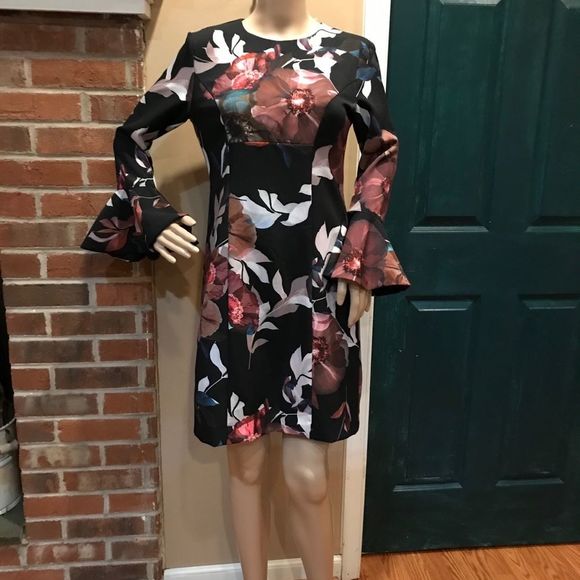 NWT $348 Trina Turk | Panache 2 | Faye | Floral Bell Sleeve Dress - Picture 2 of 15